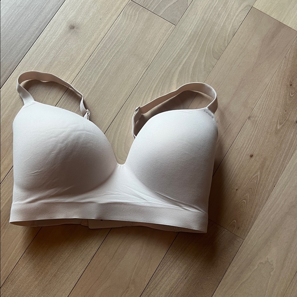 Soma Enbliss Wireless Bra 33DDD